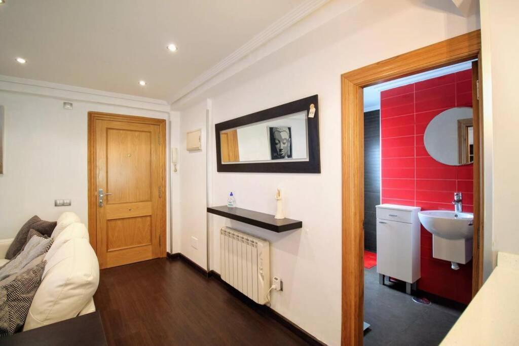 Apartament Nuevo 8 Minutos Ayuntamiento, 10 Catedral, Wifi Oviedo Zewnętrze zdjęcie