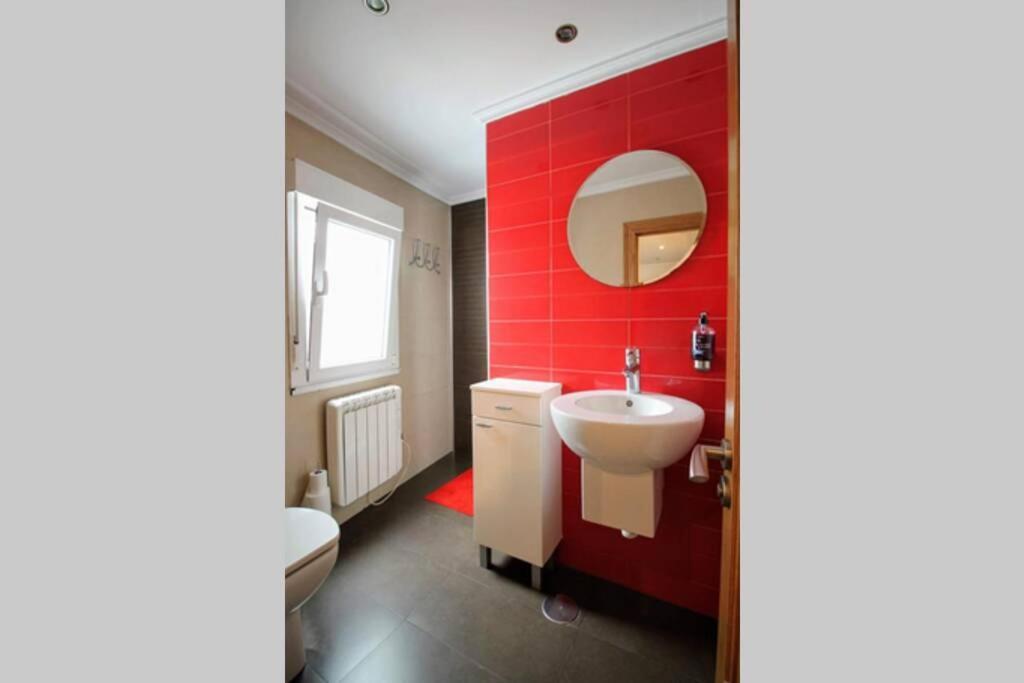Apartament Nuevo 8 Minutos Ayuntamiento, 10 Catedral, Wifi Oviedo Zewnętrze zdjęcie